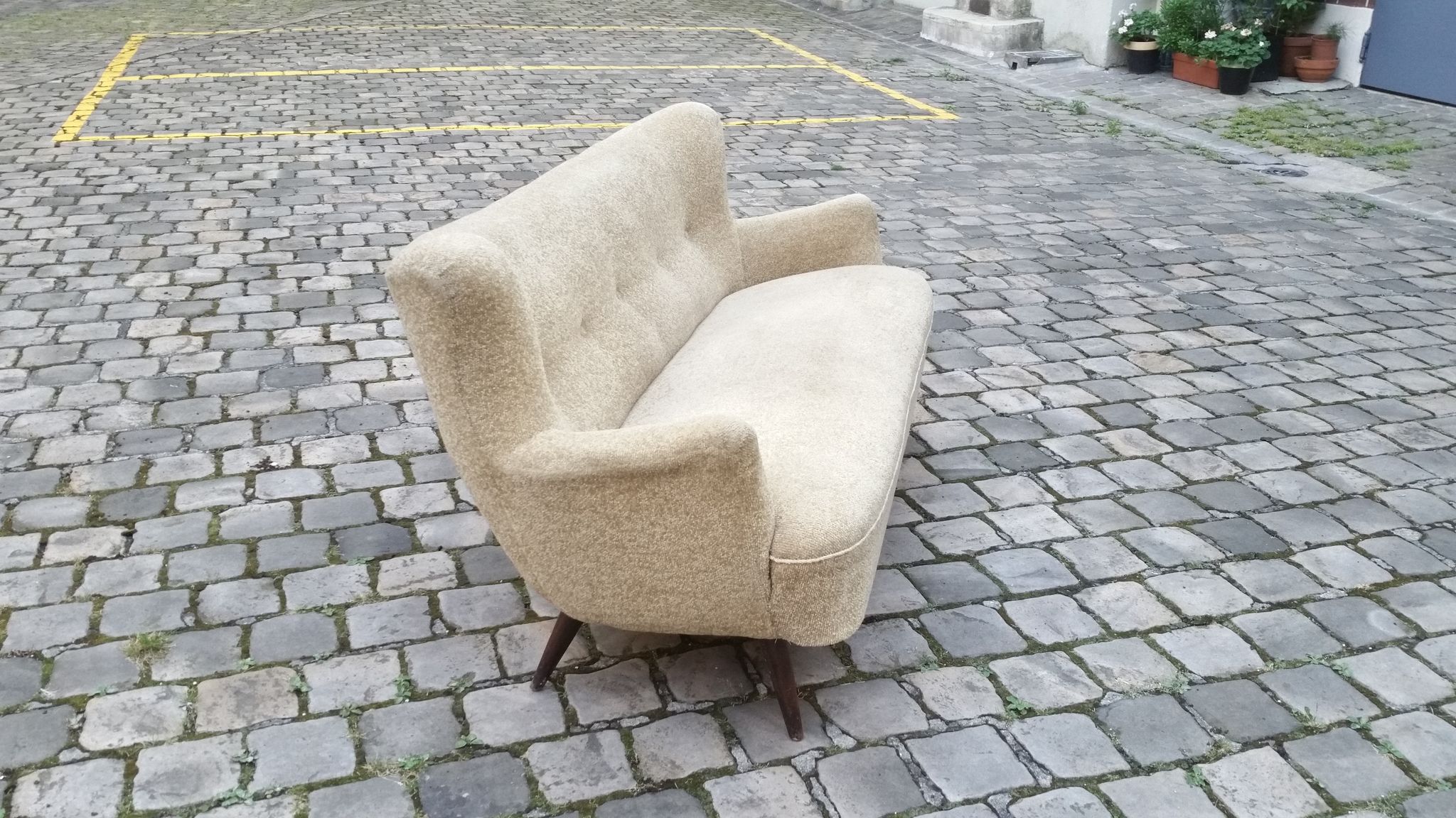 Canapé sofa Club Wing EGG chair organic annéee 50