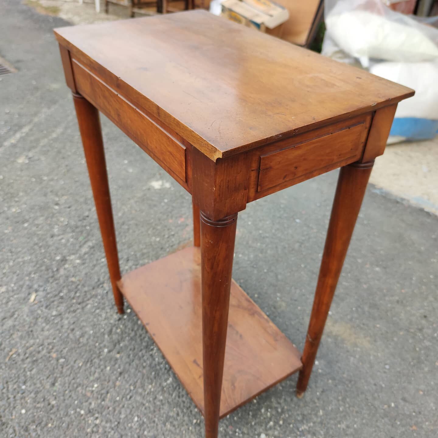 Console en noyer du XIX siècle