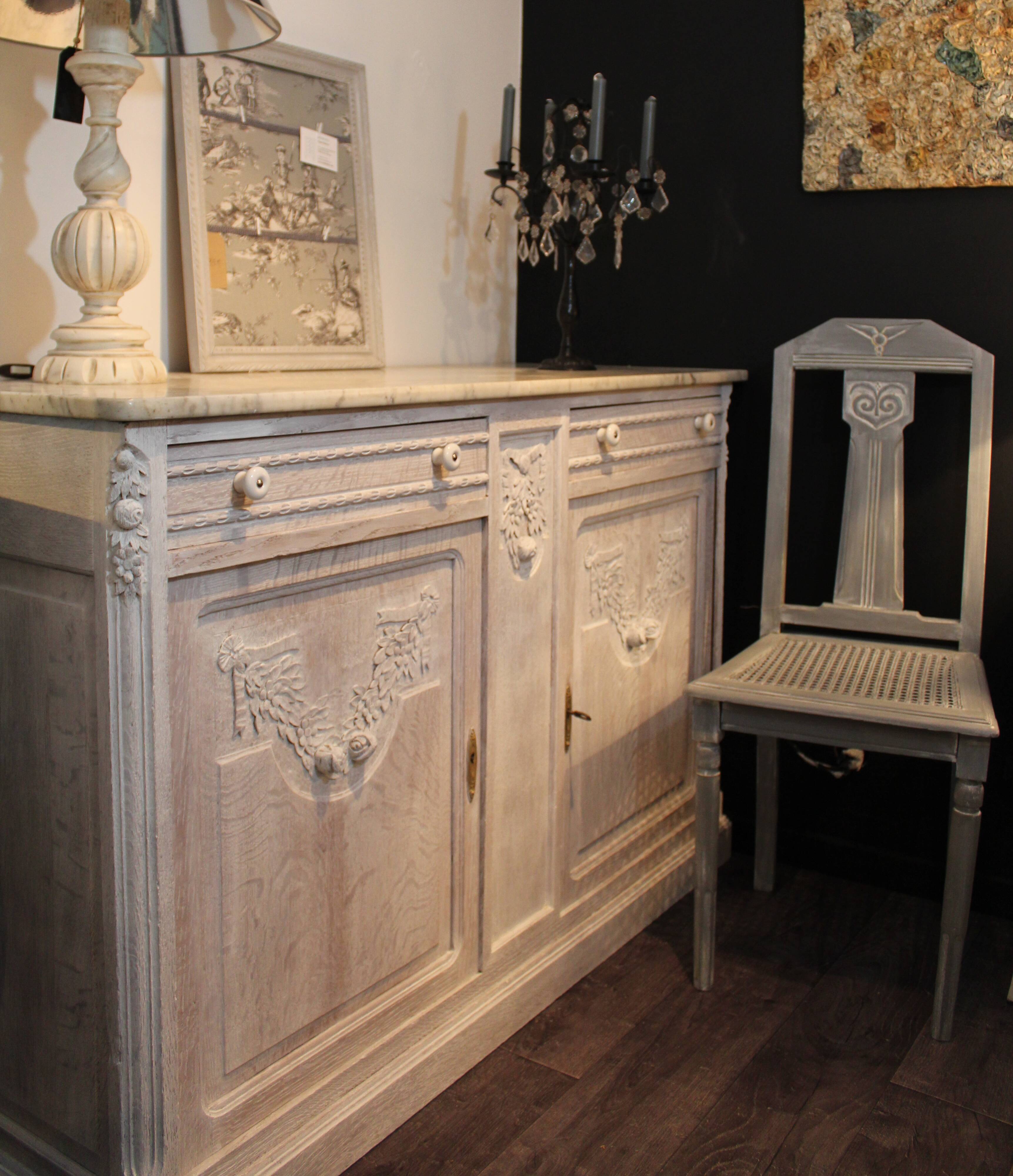 Oak buffet massive white lead