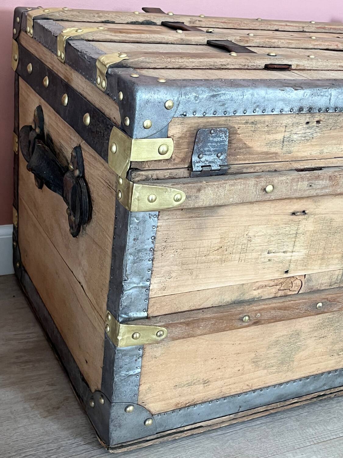 Wooden trunk