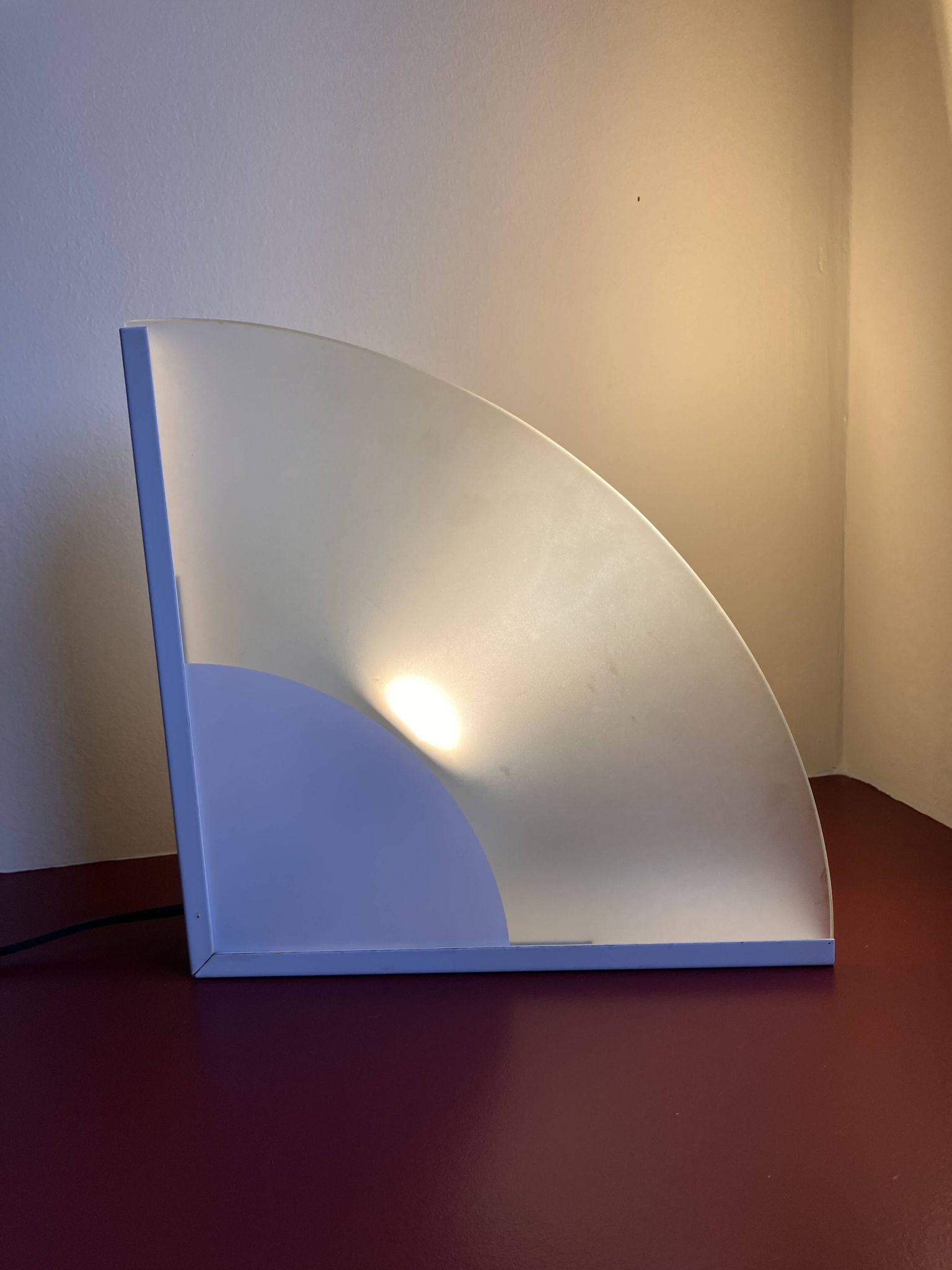 Lampe à poser design italien post moderne verre et métal blanc
