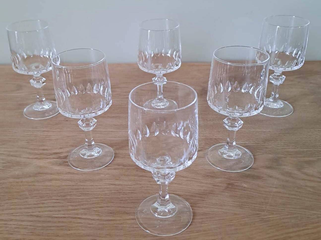 6 verres à pied en cristal