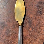 Silver-handled pie server Minerve, golden blade, Louis style.
