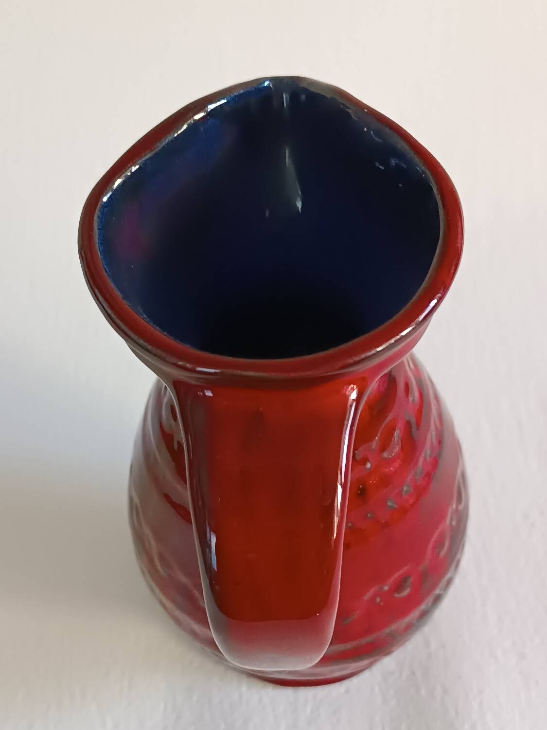 Aldo Londi red pitchers