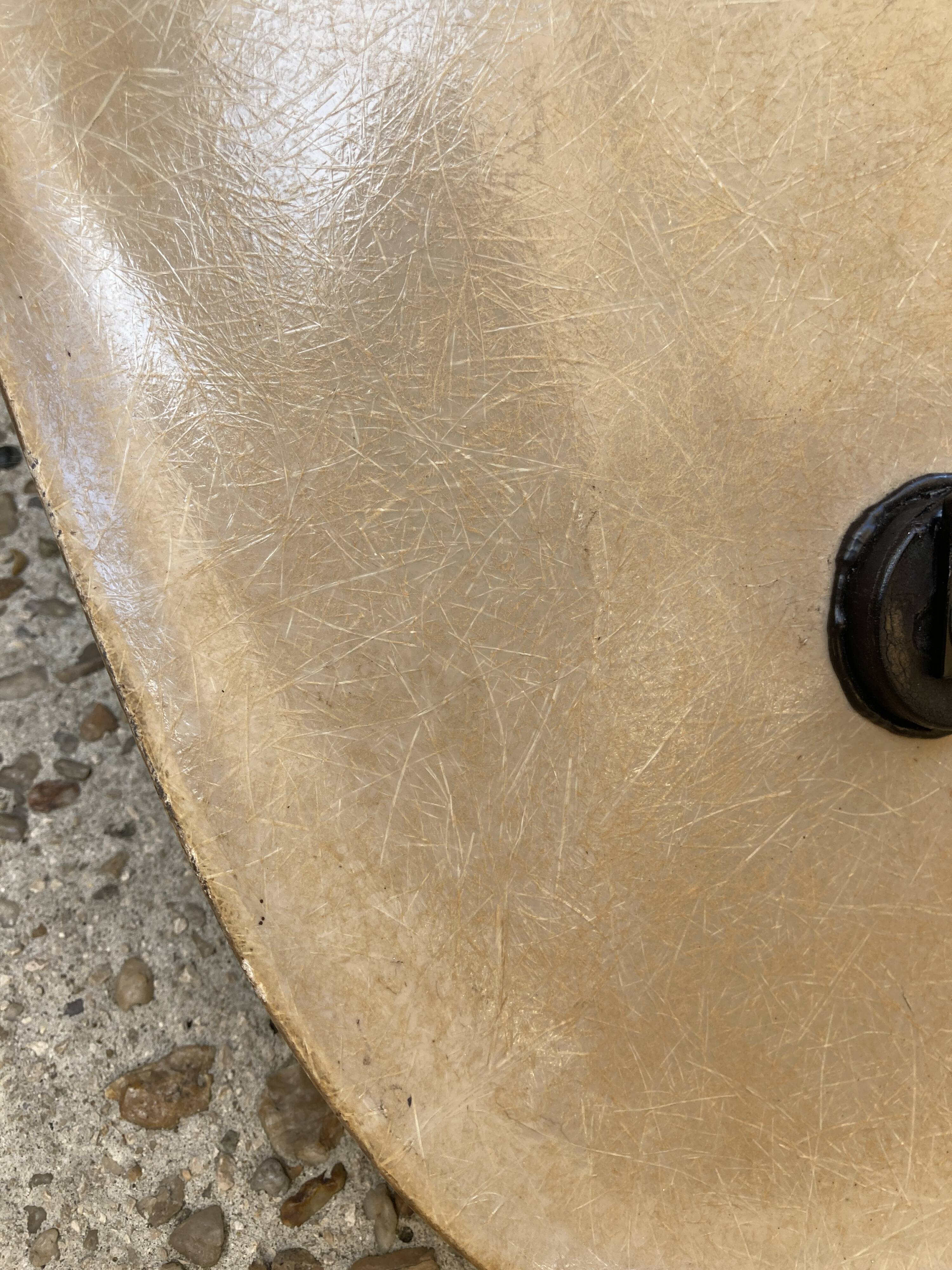 Beige chair DSW Eames