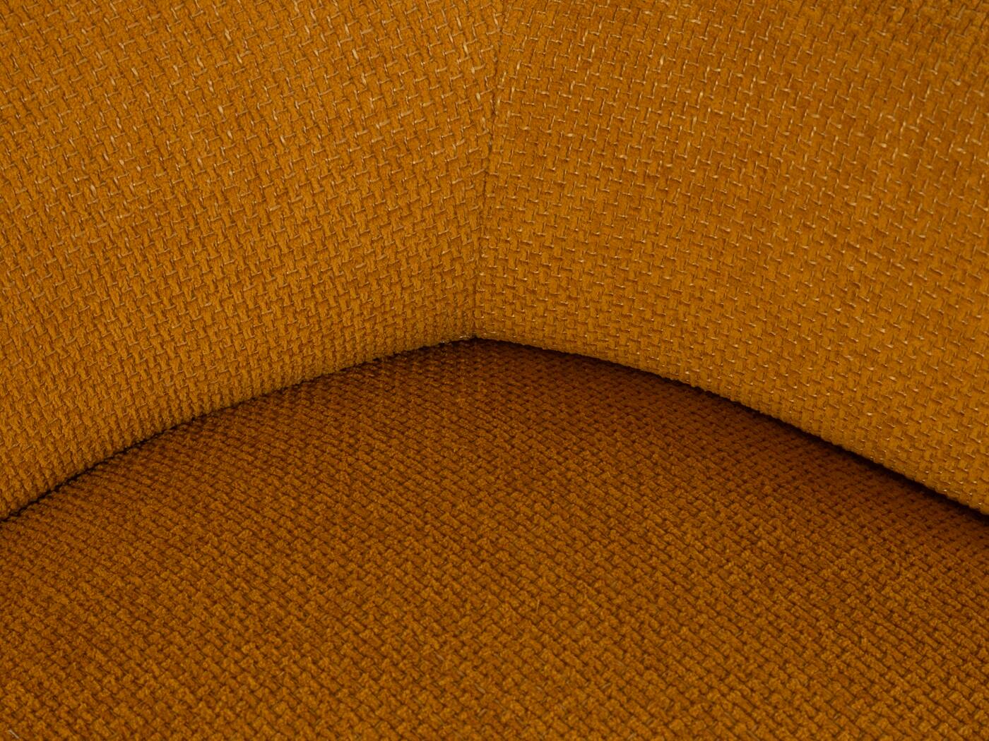 Charming cocktail sofa