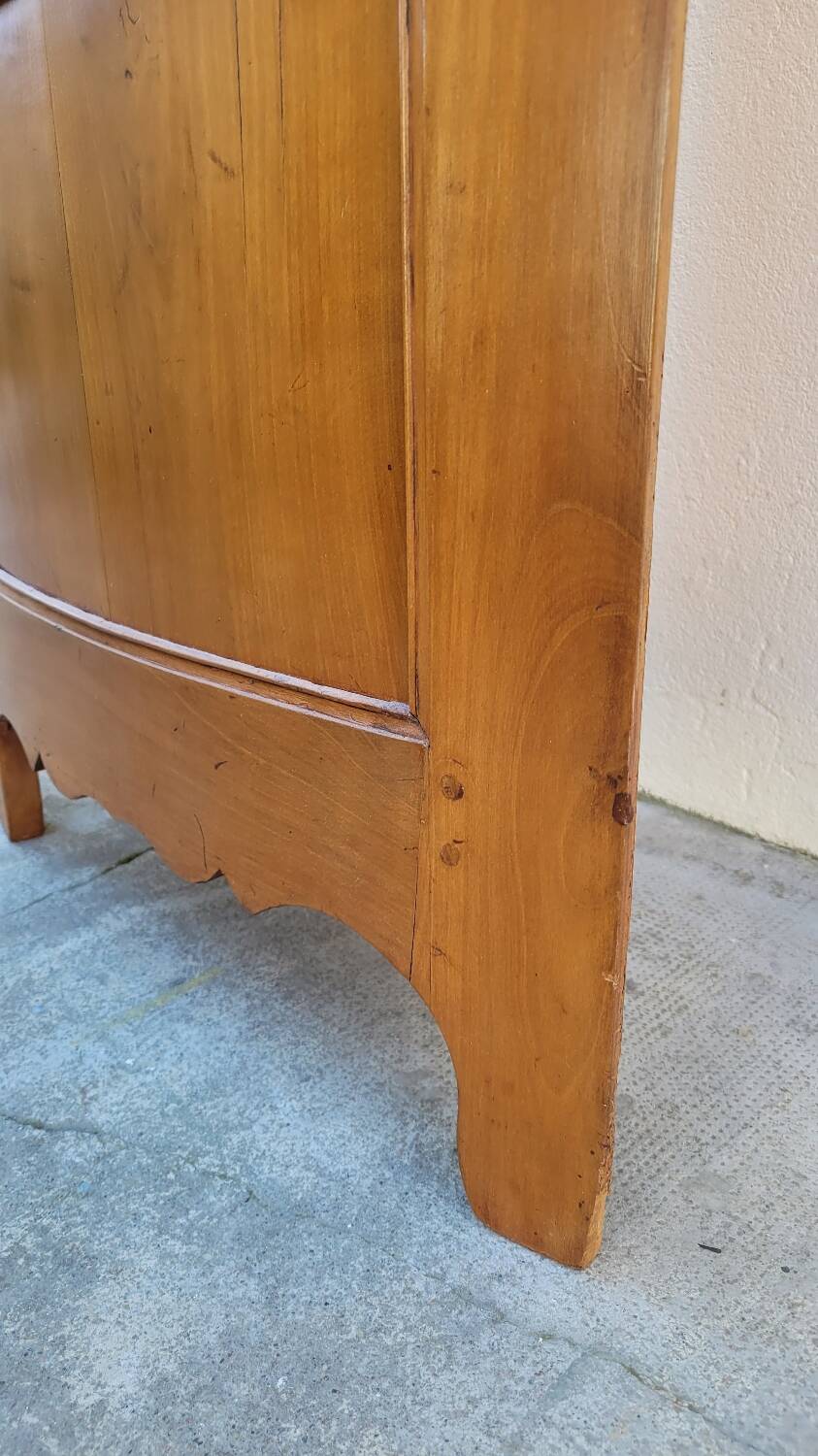 Corner glazed corner cabinet in old cherry wood 1900s