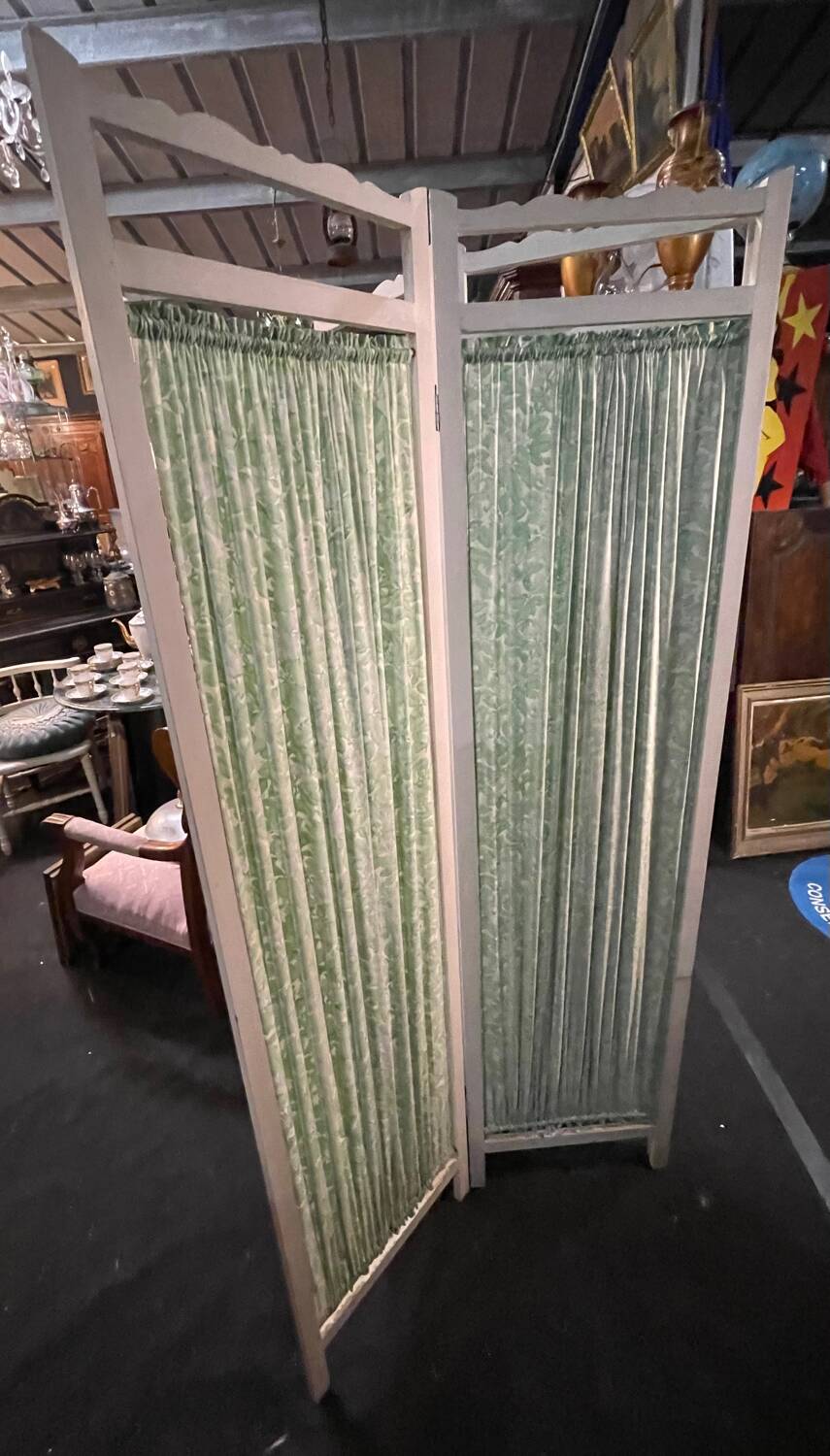 Vintage 1950s screen