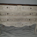 Chest of drawers restyled shabby chic style