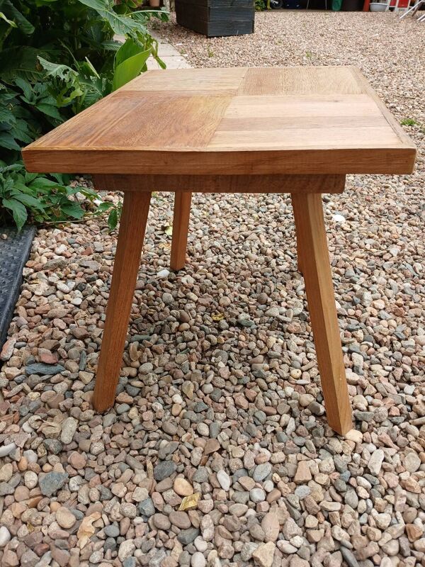 Petite table d'appoint ancienne