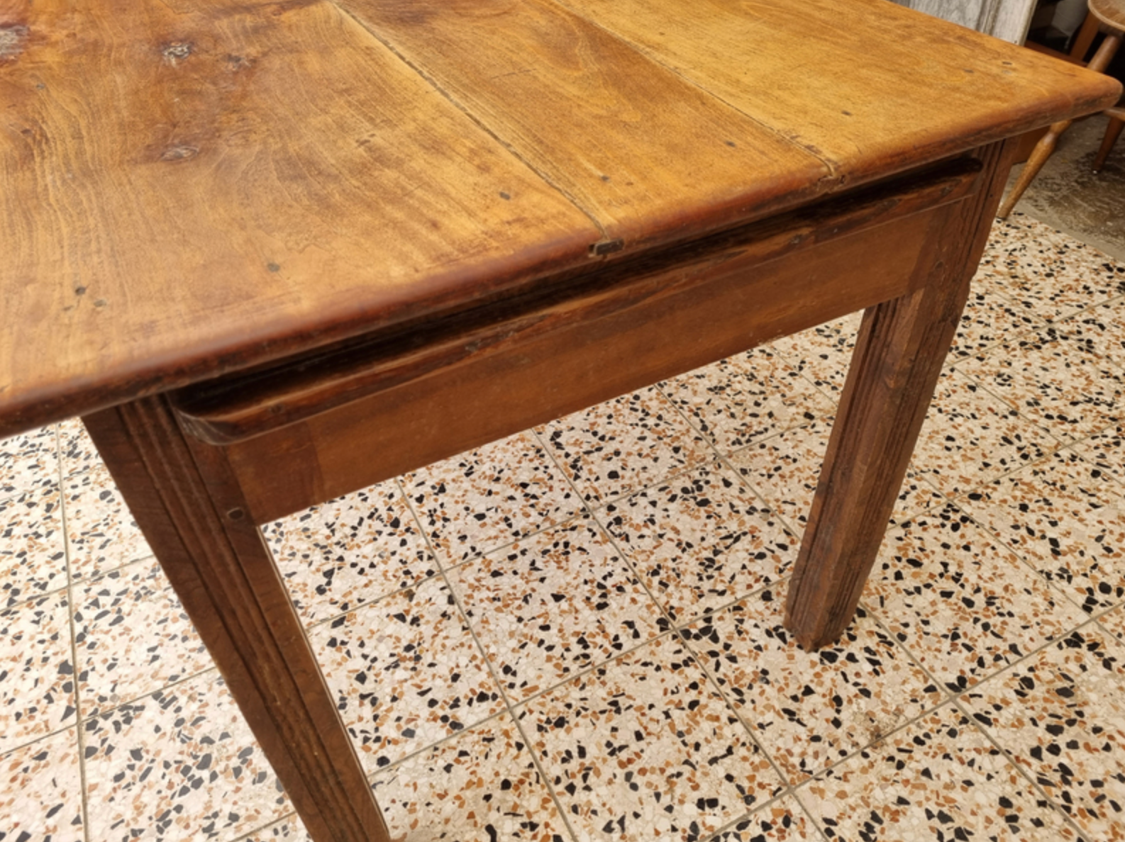 Solid oak farmhouse table, a drawer, vintage, early twentieth century.
