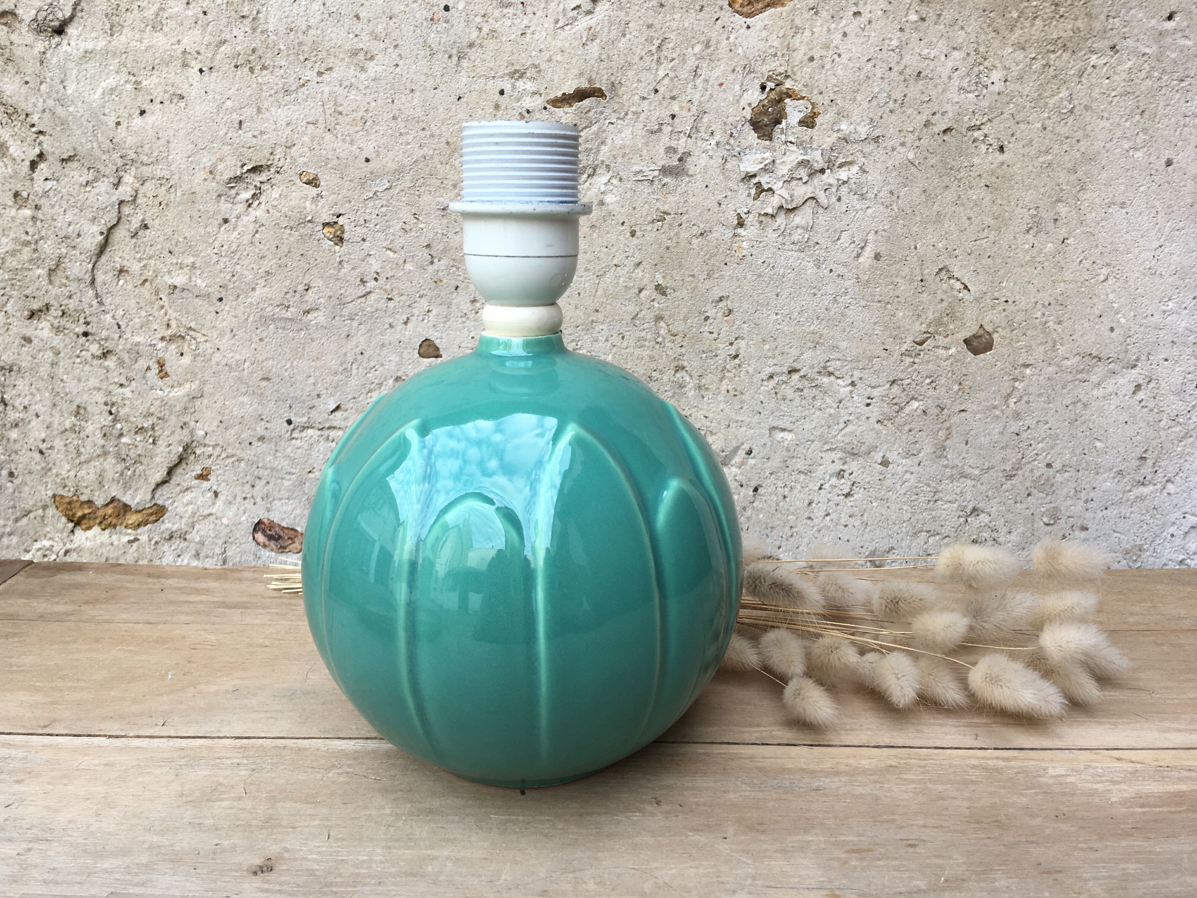 Ceramic lamp foot