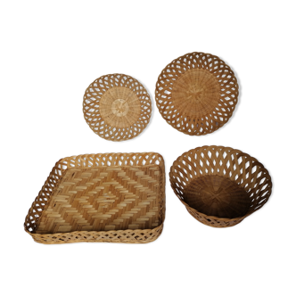 Set of 4 wicker baskets