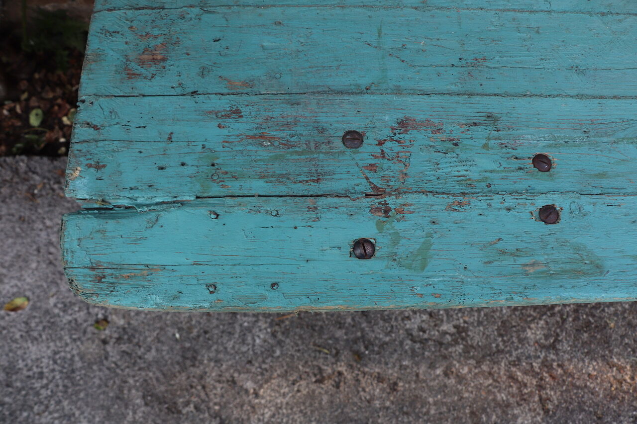 Sculptor's table / craft table