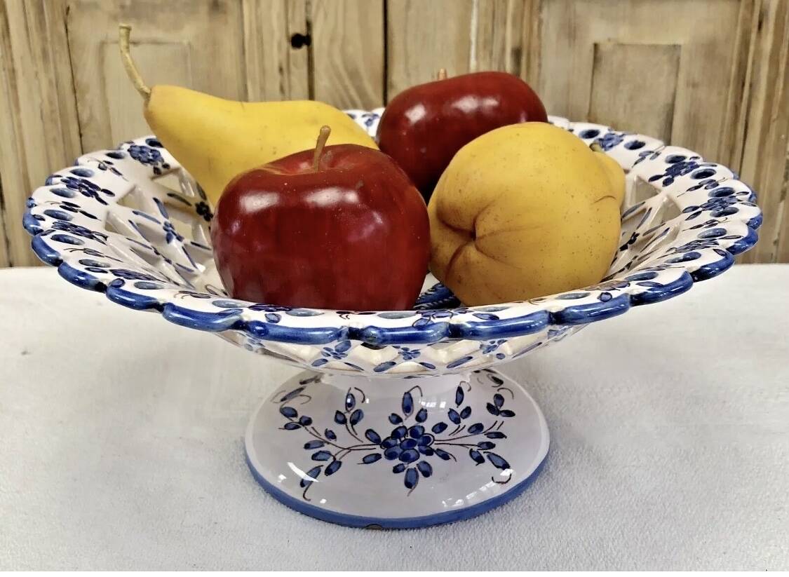Old openwork fruit bowl Martres Tolosane