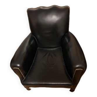 Black leather club chair from the 1930s