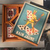 Nain jaune ancien en bois