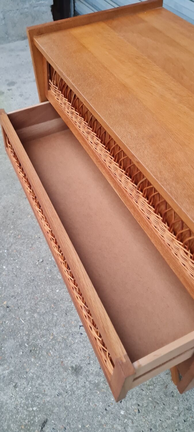 Commode vintage pied compas et rotin
