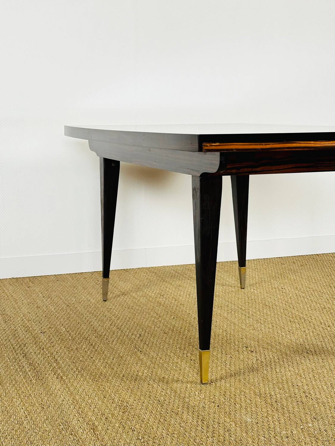 French Art Deco dining table in Macassar from 1940.