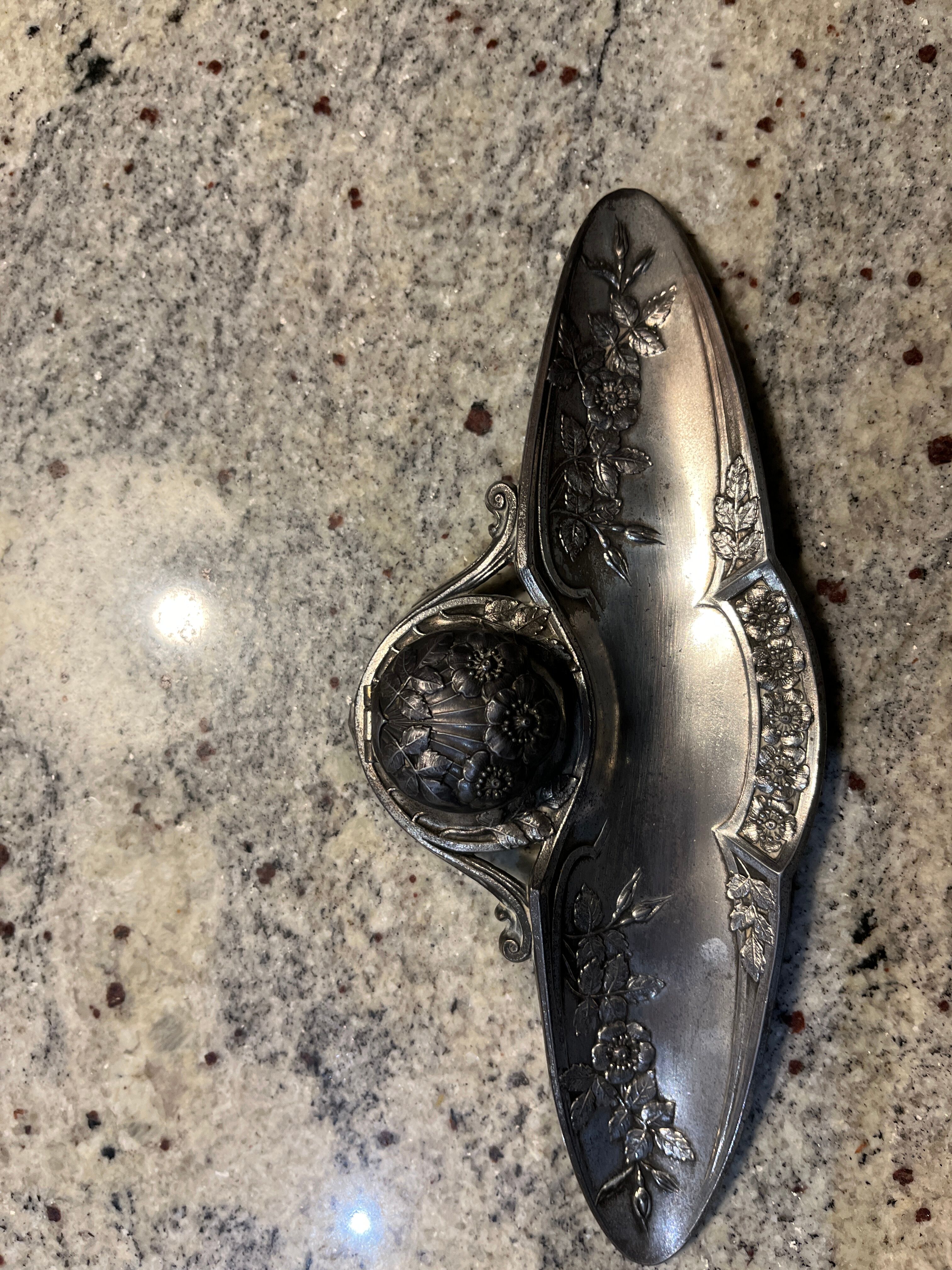 Inkwell / pen holder 1930