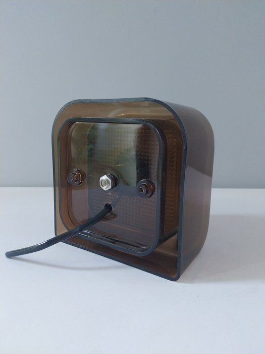 Guzzini wall light by Makio Hasuike