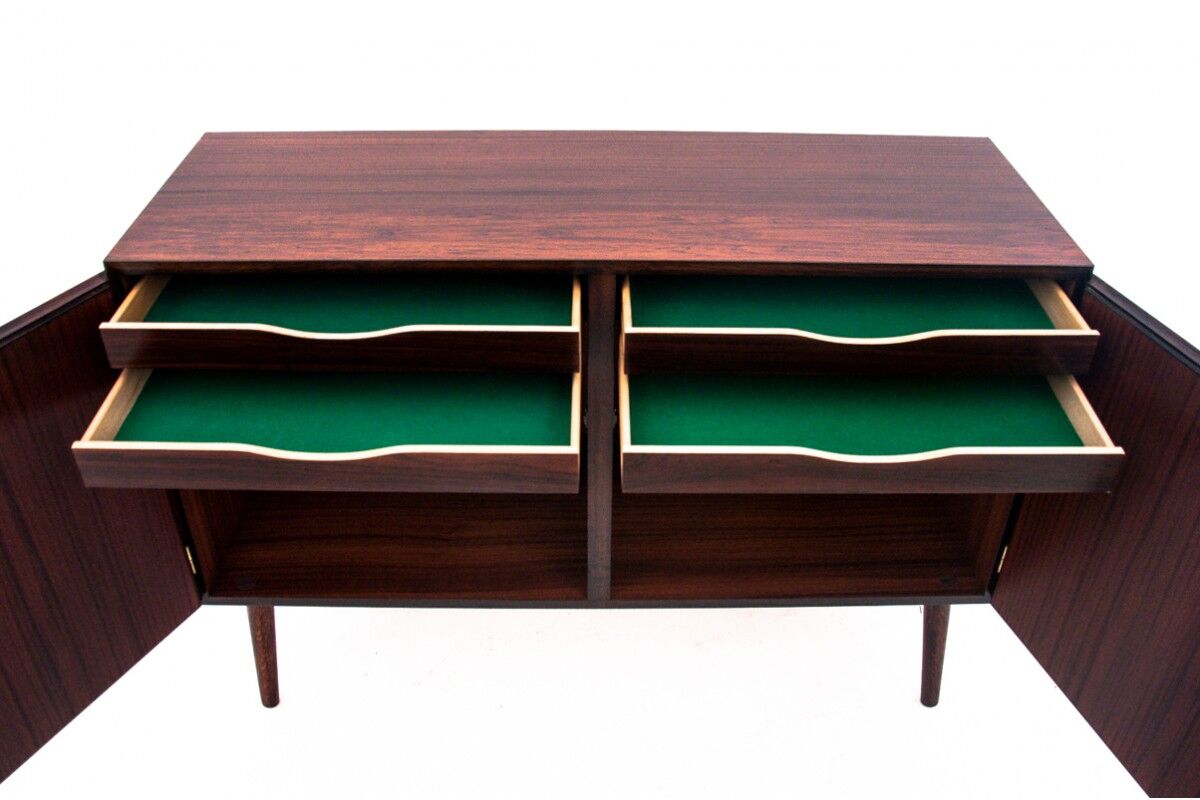 Enfilade en palissandre par Gunni Omann Danemark années 1960