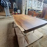 Table basse en bois exotique