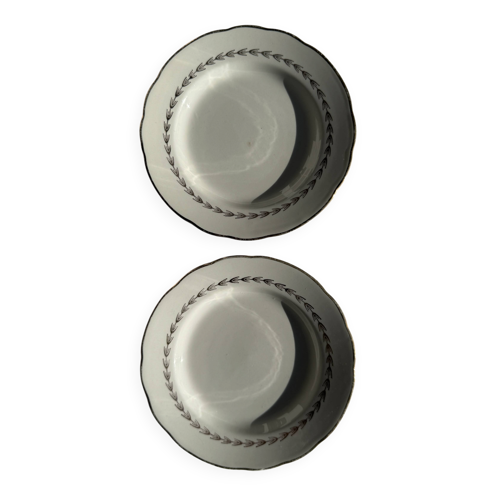 Set of 2 dessert plates with gold trim Gien Quimper D19