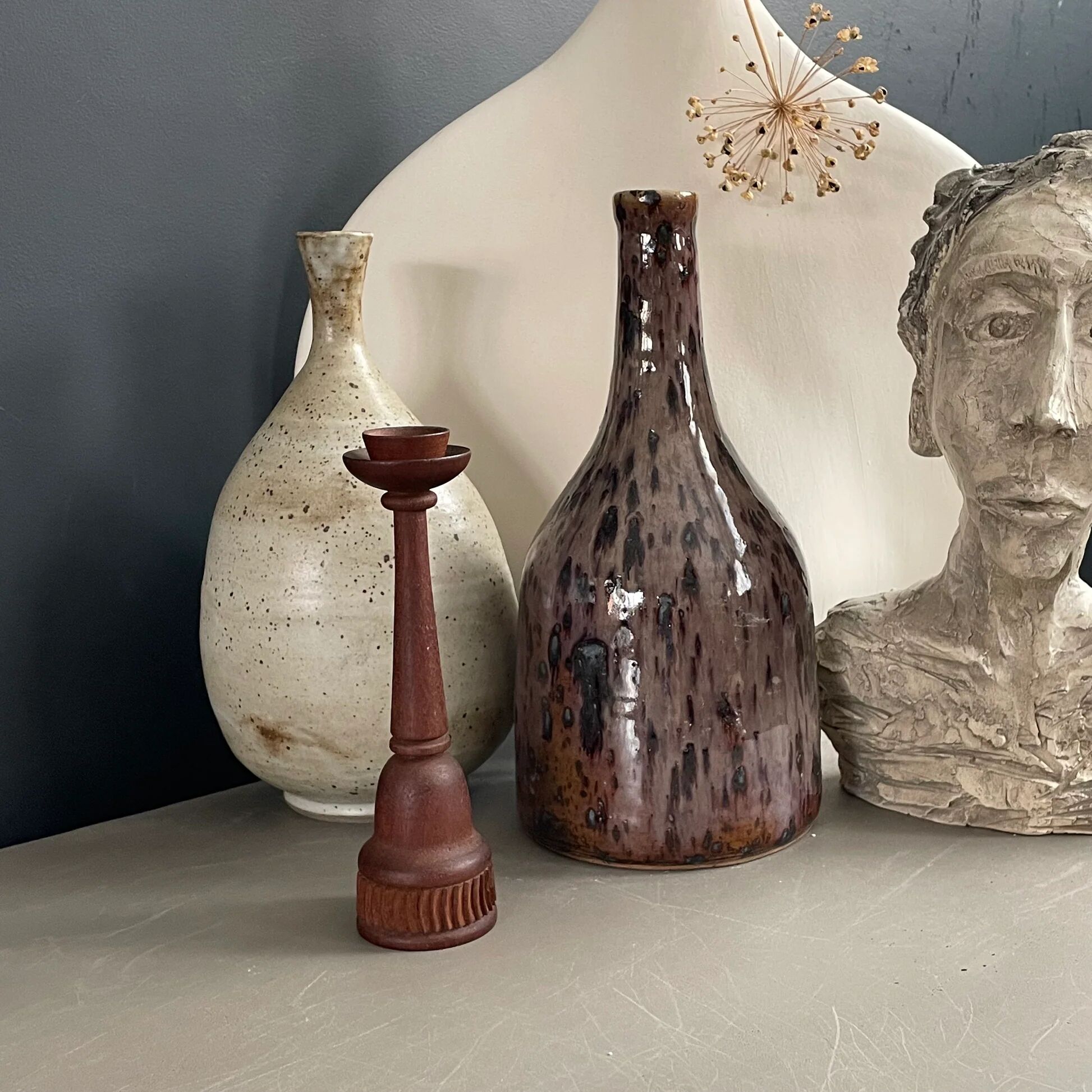 Carved wooden candlestick - 17.5cm