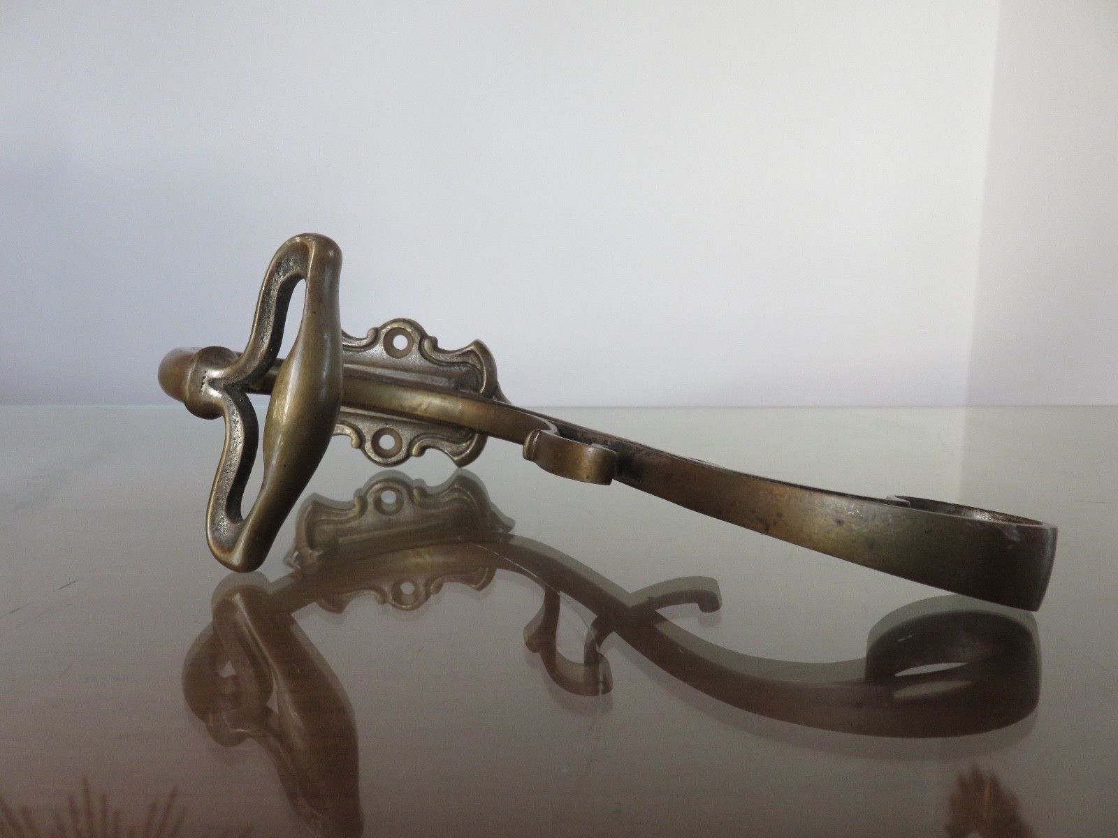 4 hooks Art Nouveau bronze