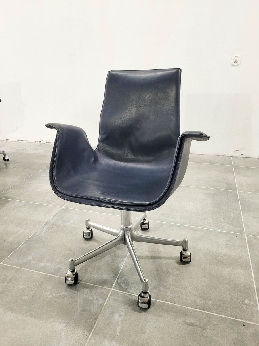Chaise de bureau Fk 6727 Tulip attribuée à Fabricius & Kastholm pour Kill International, années 1960.