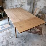 Farmhouse table with an extension