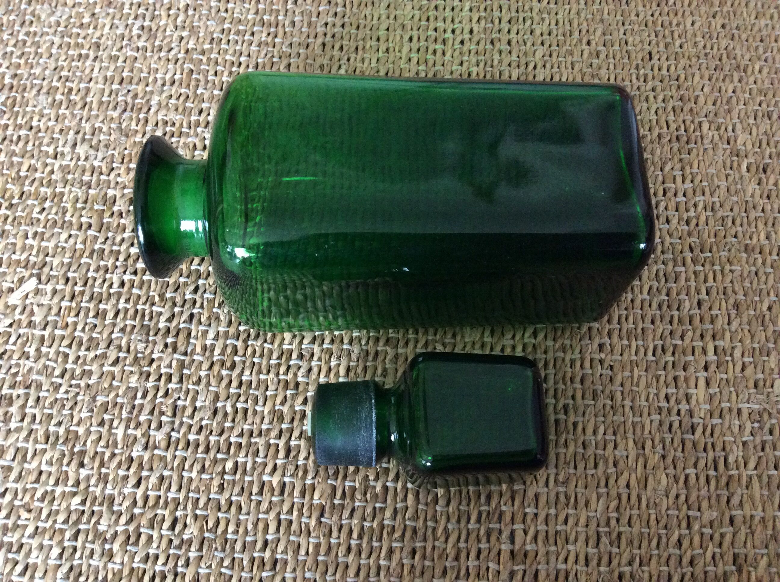 Green decanter