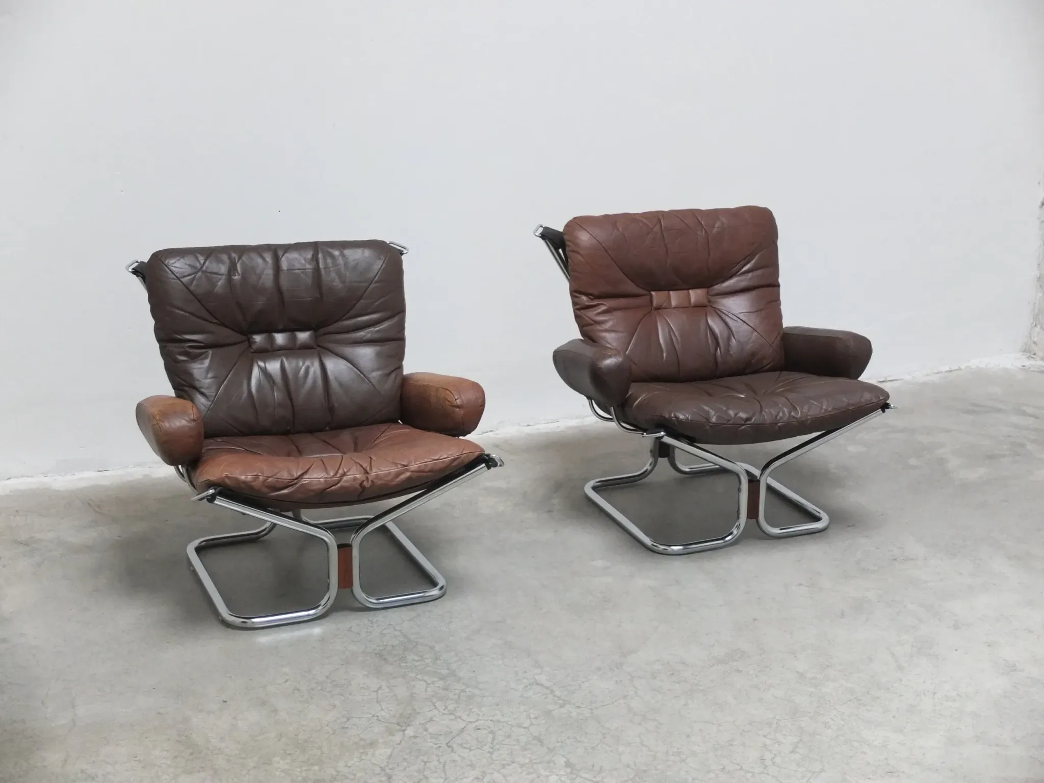 Pair of lounge chairs by Harald Relling for Westnofa, 1970s