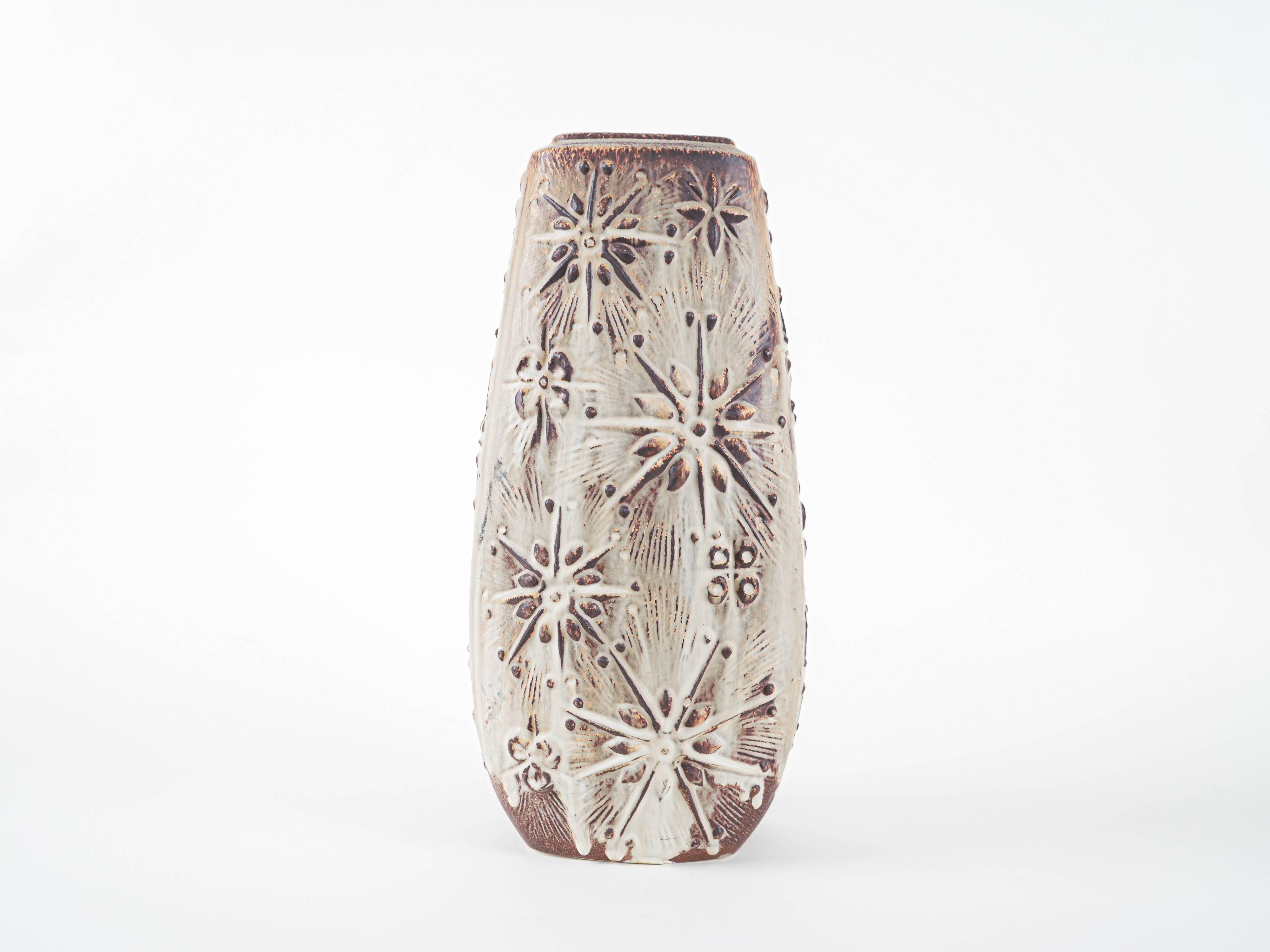 Beige ceramic vase, German design, 1960s, made in West Germany