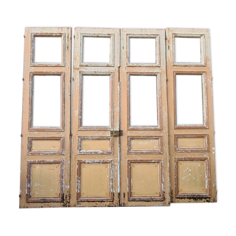 Glazed separation doors in fir