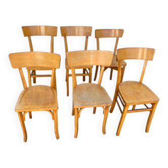 Set de 6 chaises jaunes dépareillées bistrot