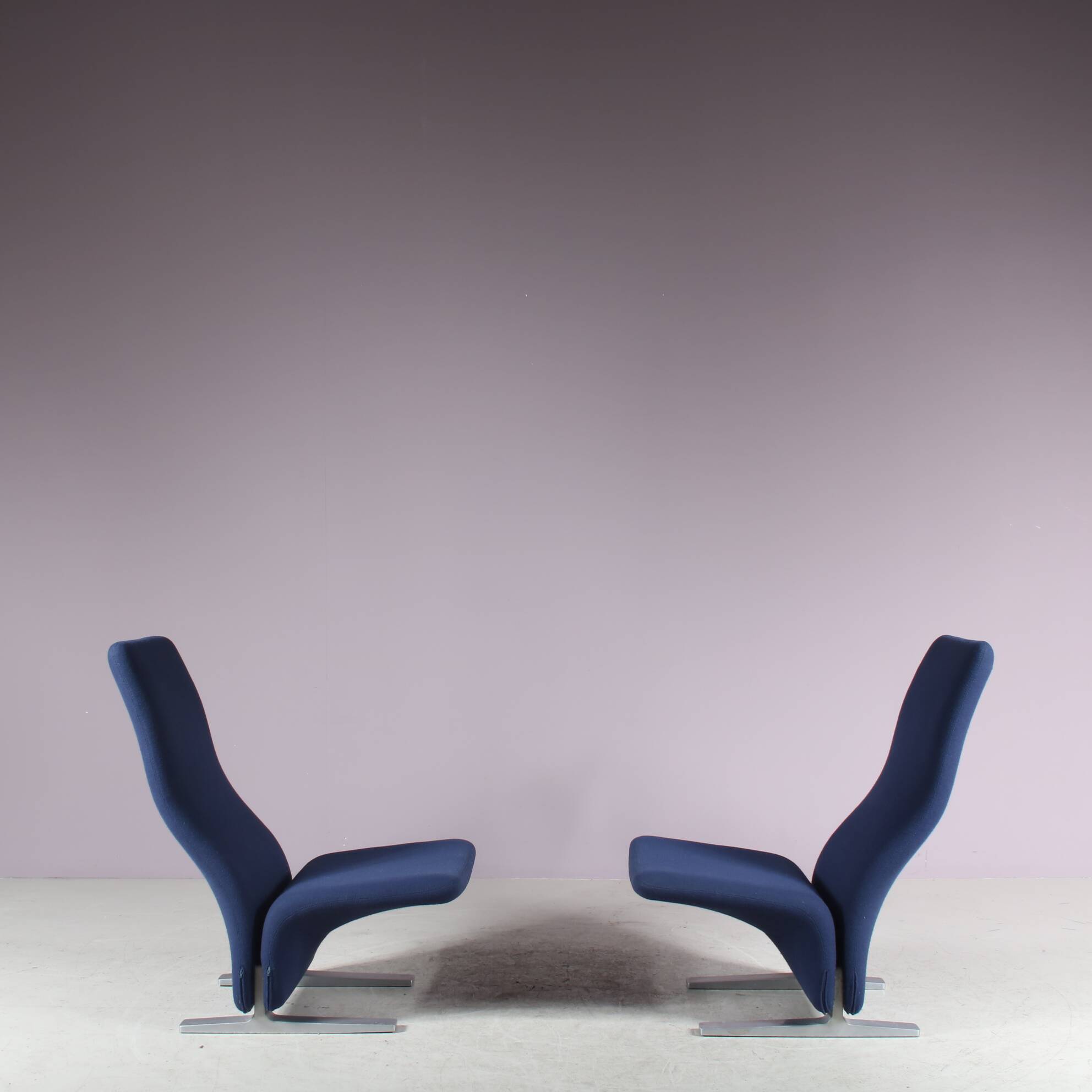 1970s Pair of “Concorde” chairs by Pierre Paulin for Artifort, Netherlands