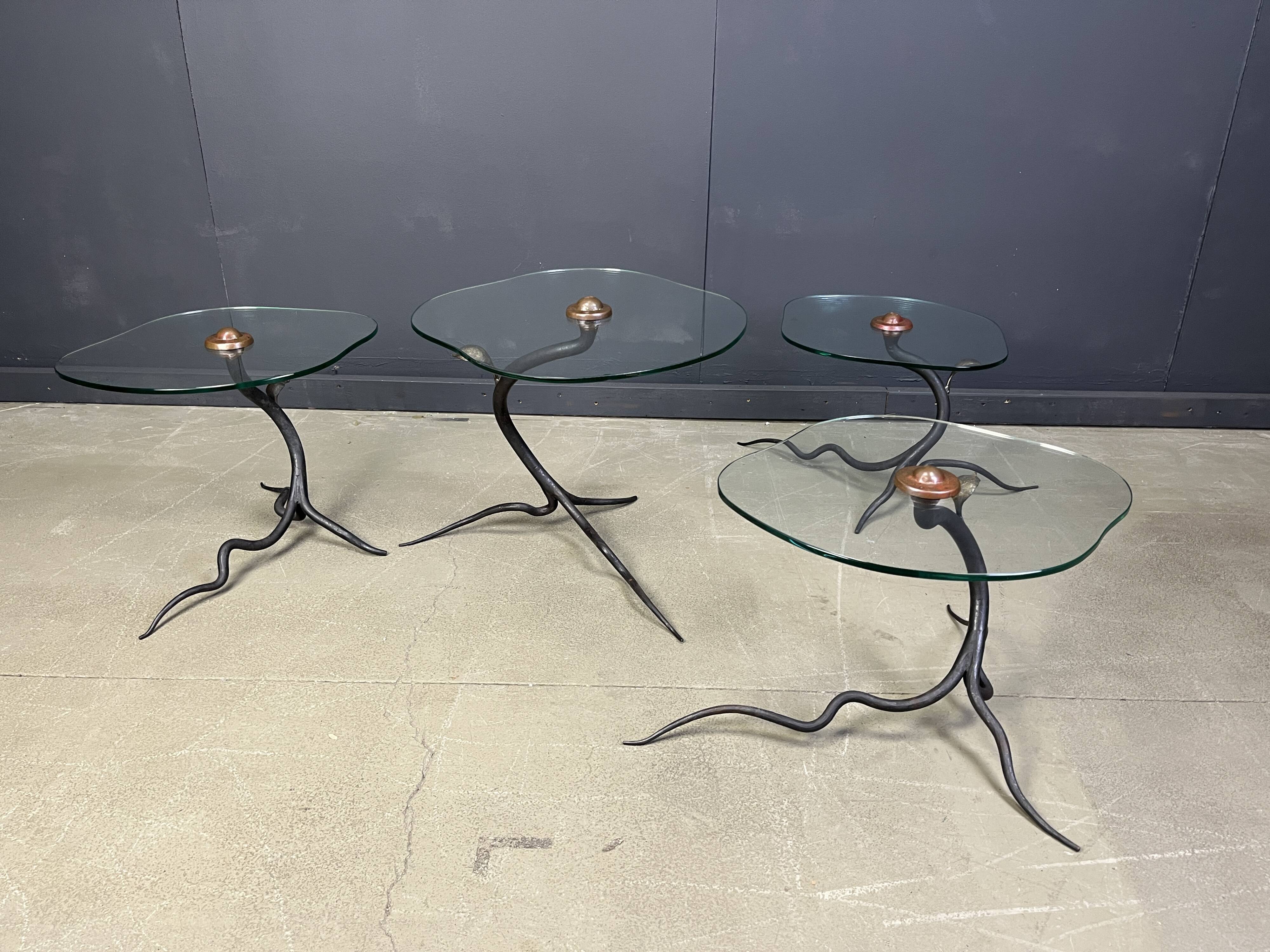 Ensemble de tables basses vintage en fer forgé et verre, années 1970 - Belgique
