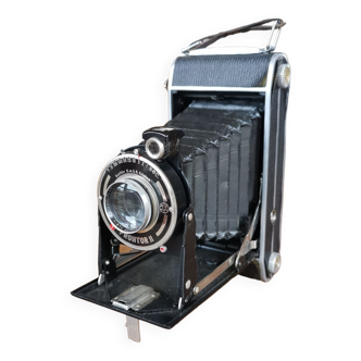 Bellows camera