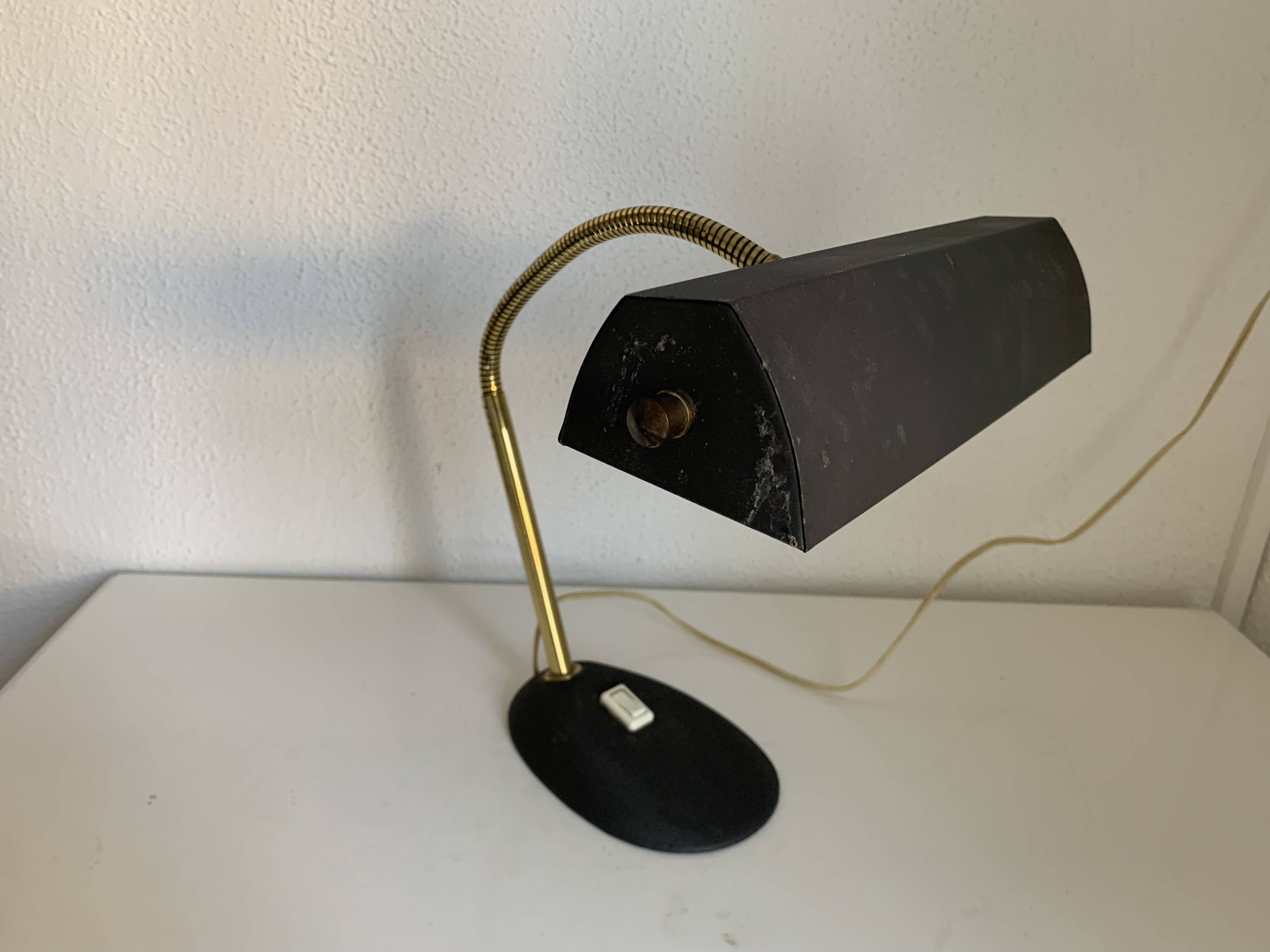 Lampe vintage 1960 de banquier Aluminor noire dorée bureau - 45cm