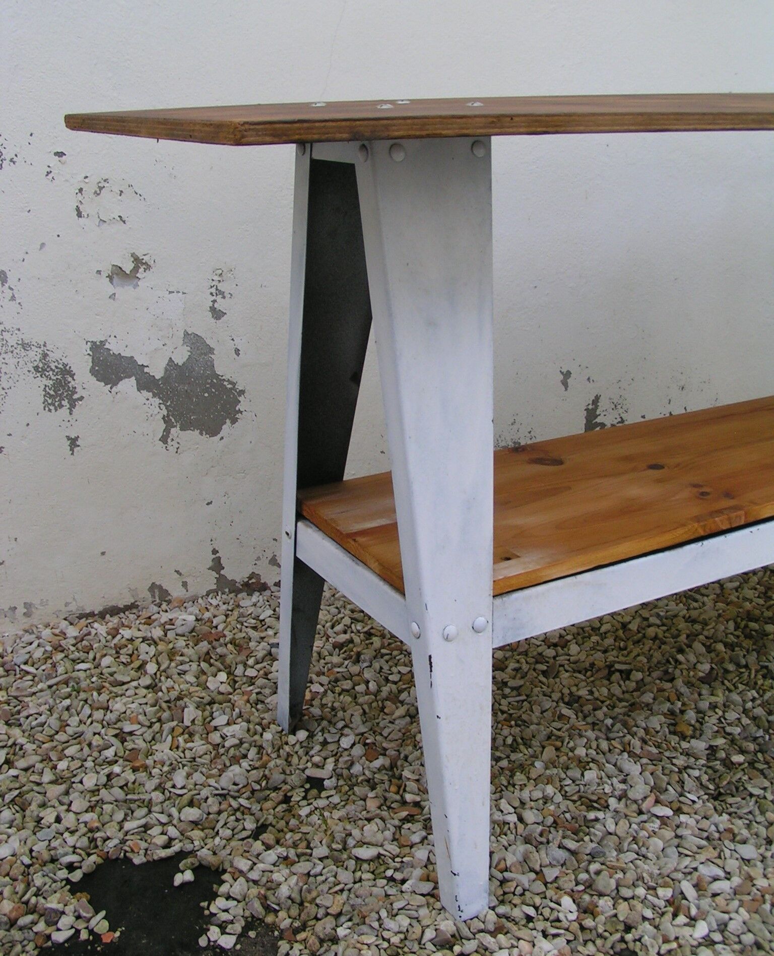 Etabli plan de travail pieds métal et plateau bois
