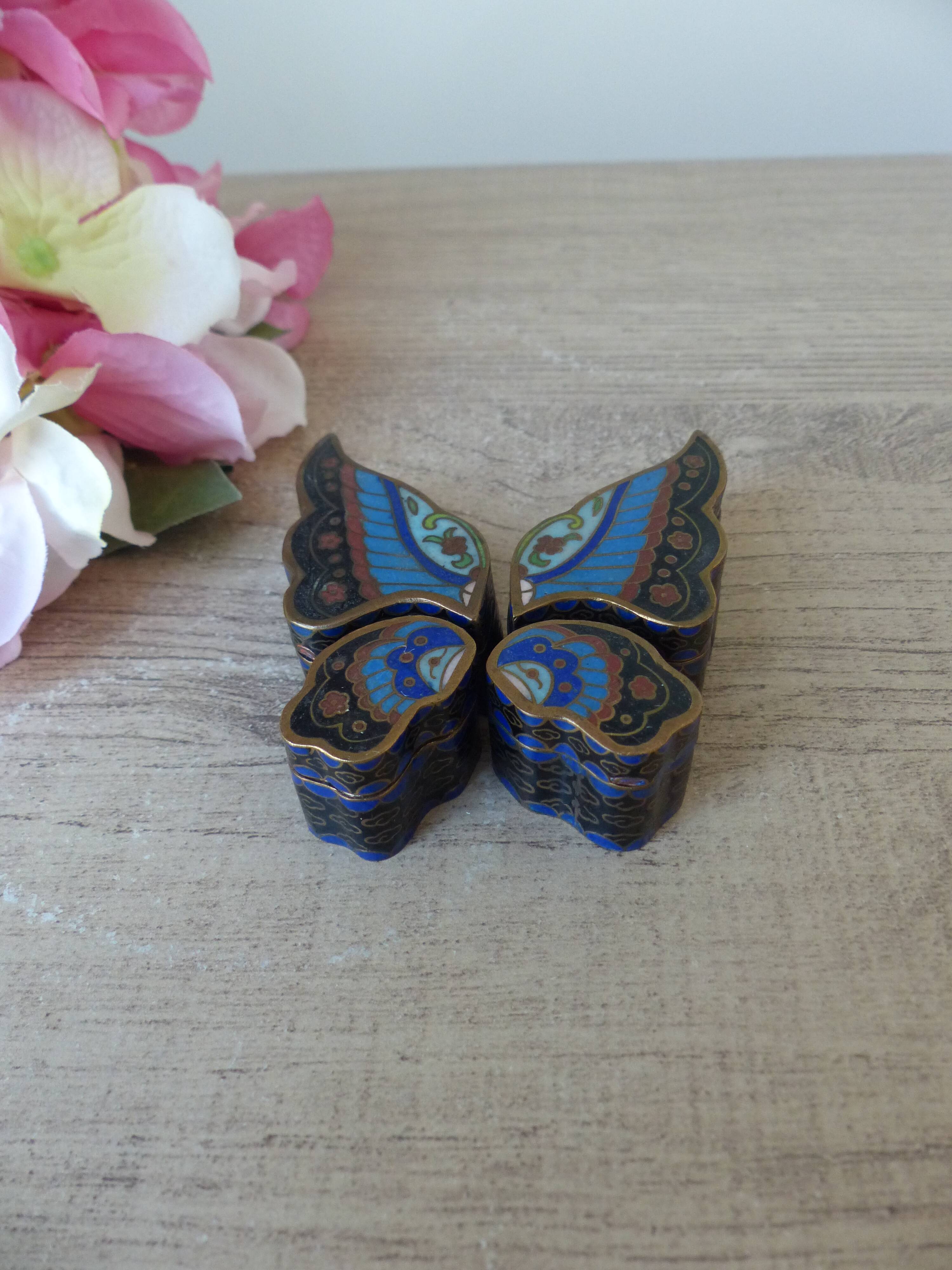 Ancienne boîte papillon chinoise en cloisonné puzzle – Émail
