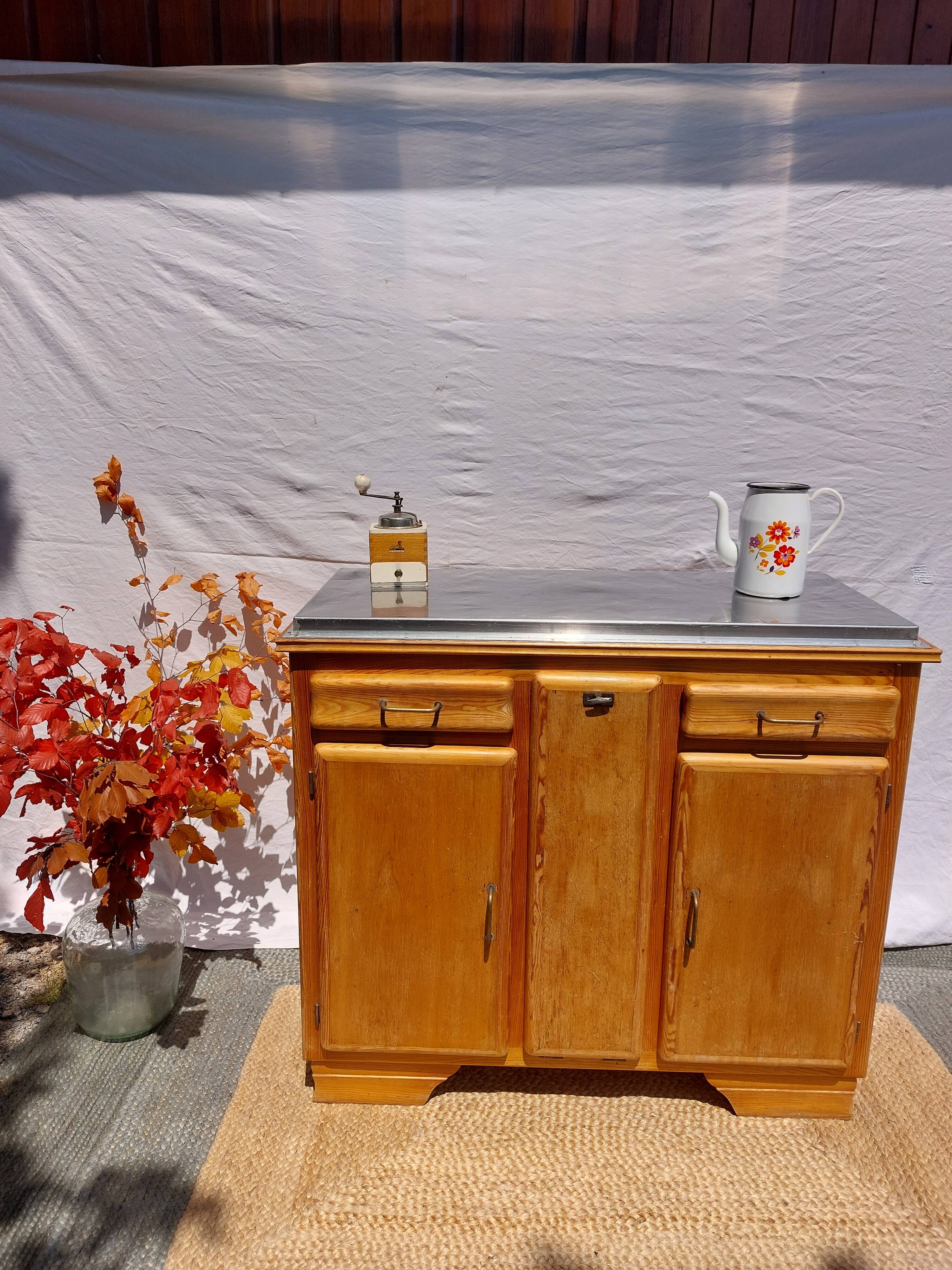 Mado buffet, stainless steel tray