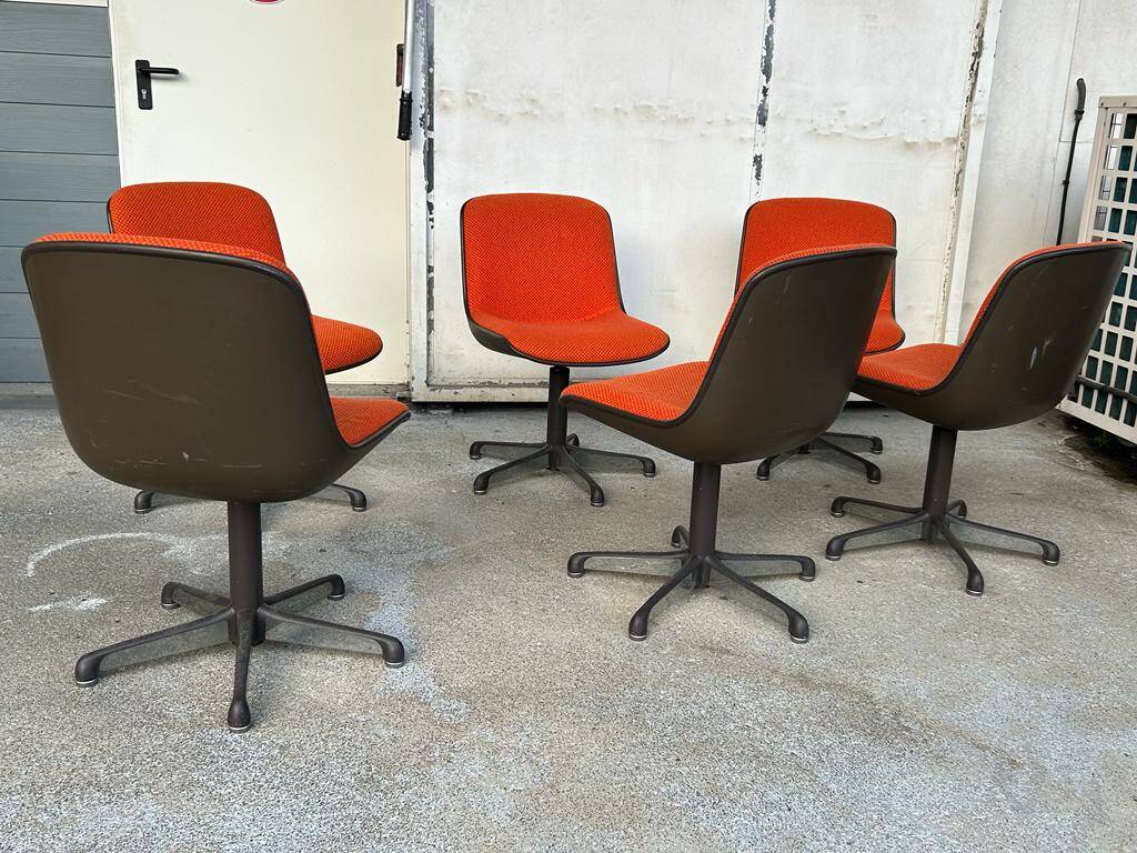 Charles Pollock (1902-1988) Series Of Six Comforto Edition Chairs Circa 1970
