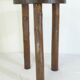 Tabouret rond tripode de traite en bois années 50