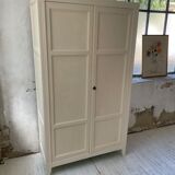 White and green cupboard