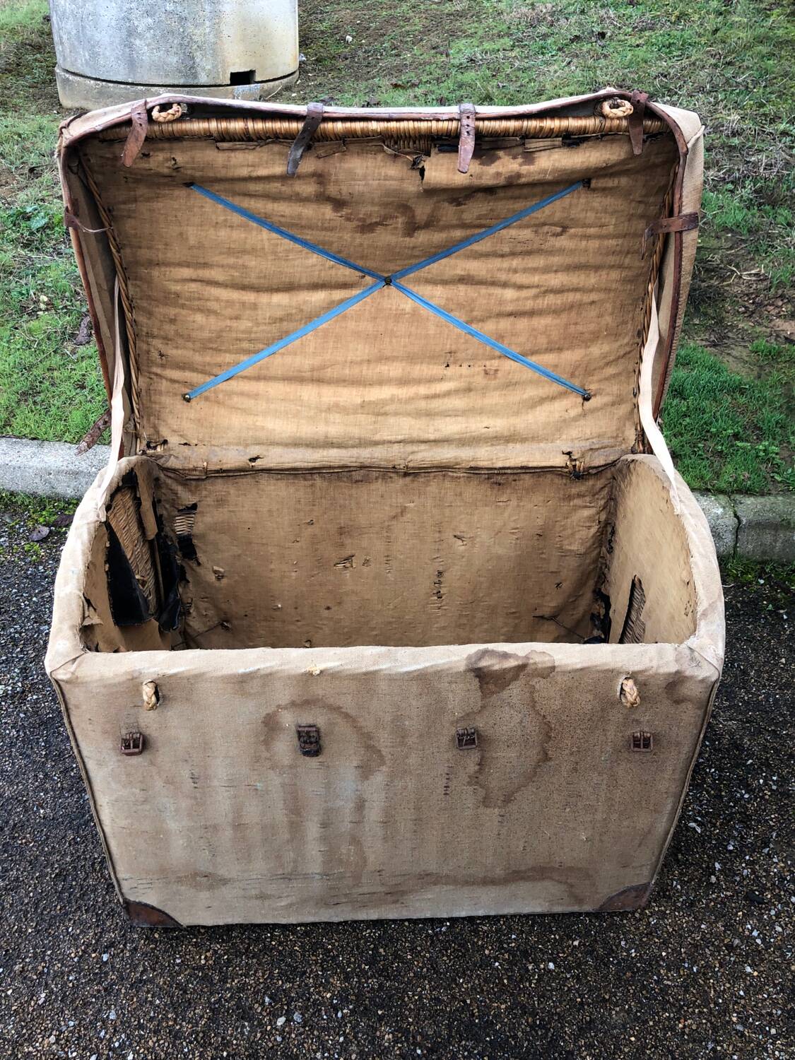Rattan & Wicker Chest & Trunk Militaria, French Military Collection