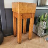 Authentic butcher's block on legs - End grain wood