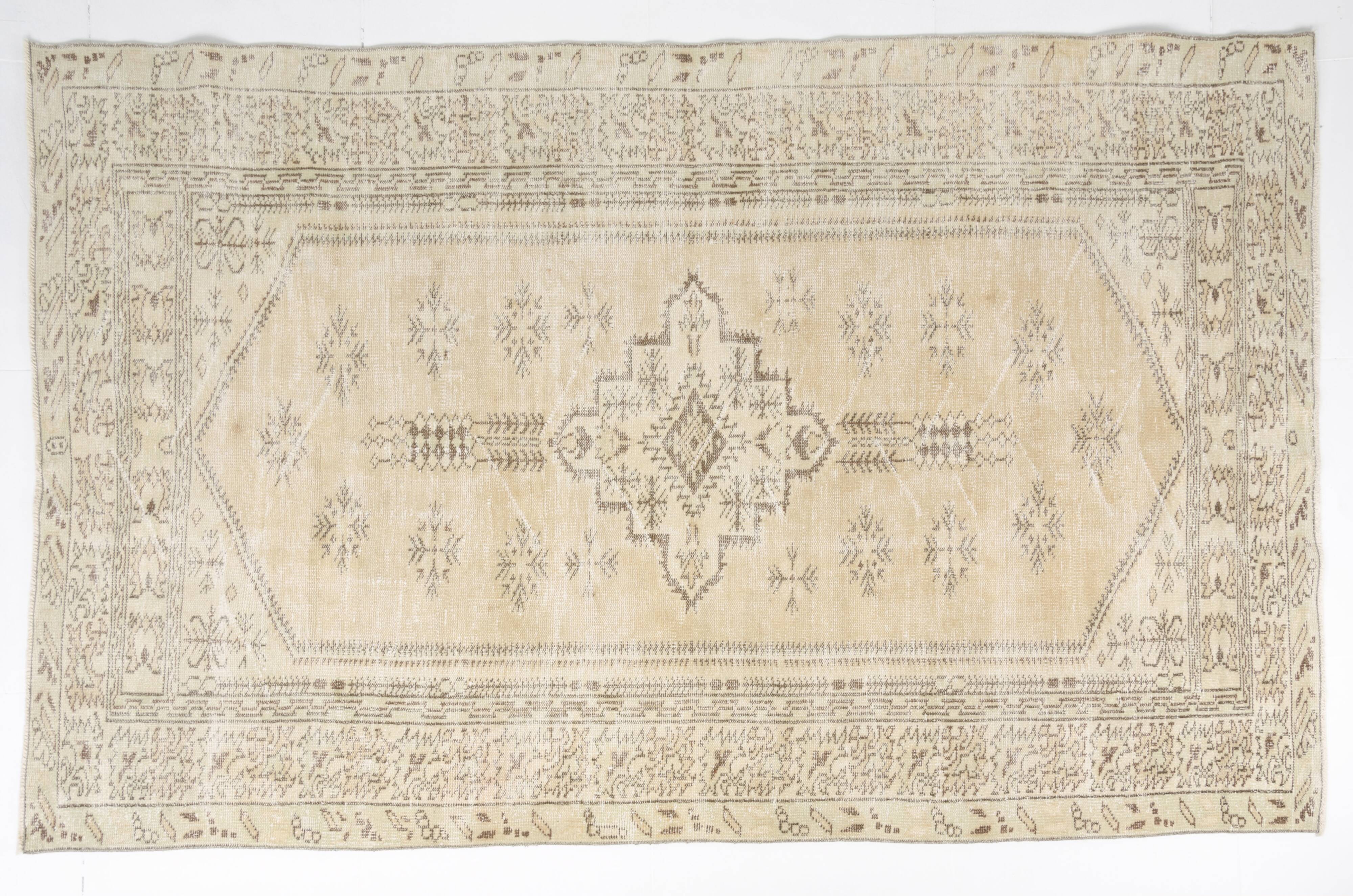 Anatolian Handknotted Wool Carpet